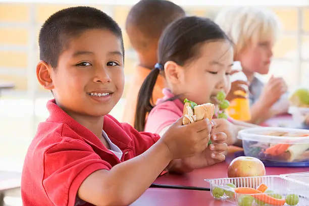 More Hawaii Students Receiving Free Meals