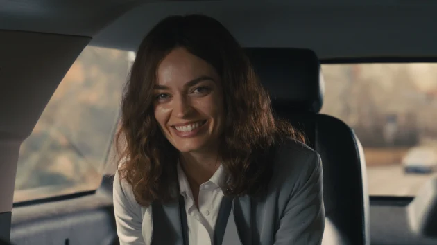‘Ella McCay’ trailer: Emma Mackey, Jamie Lee Curtis star in new James L. Brooks film