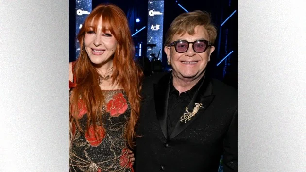 Elton John hosting online charity competition ‘Style Icon’