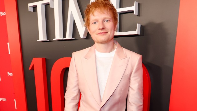 Ed Sheeran clowns around in Pennywise Halloween costume