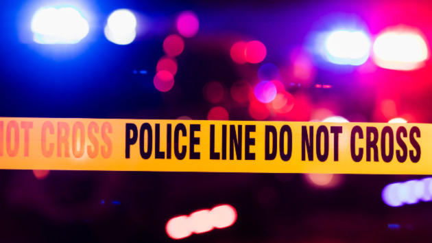 2 Pennsylvania state troopers wounded, suspect dead after chase leads to exchange of gunfire: Police