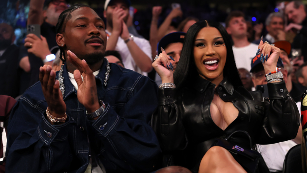 Cardi B makes debut, cheers on boyfriend Stefon Diggs at New England Patriots game