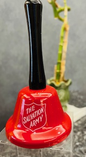 Maui Bell Ringers For Salvation Army