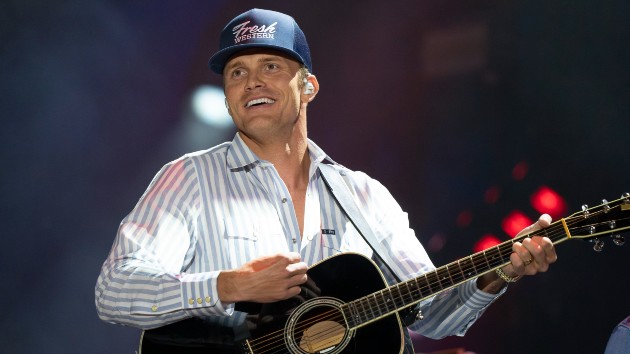 Parker McCollum and wife expecting second child in 2026