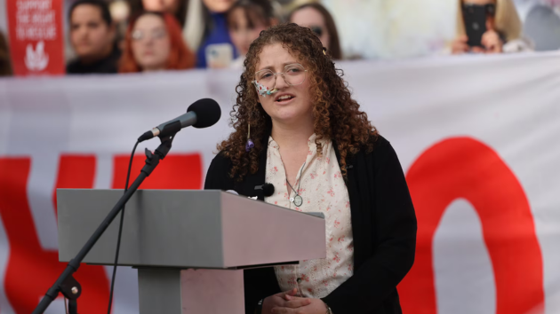 Animal rights activist sentenced to jail after stealing 4 chickens from slaughterhouse