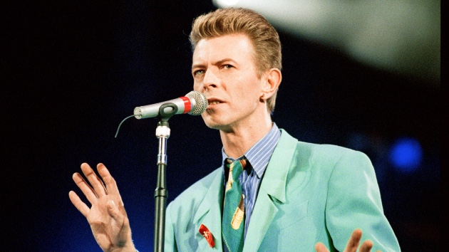 David Bowie to be subject of a new immersive experience