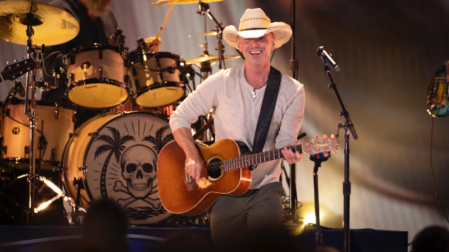 Megan Moroney and Uncle Kracker pop up at Kenny Chesney’s 2026 debut