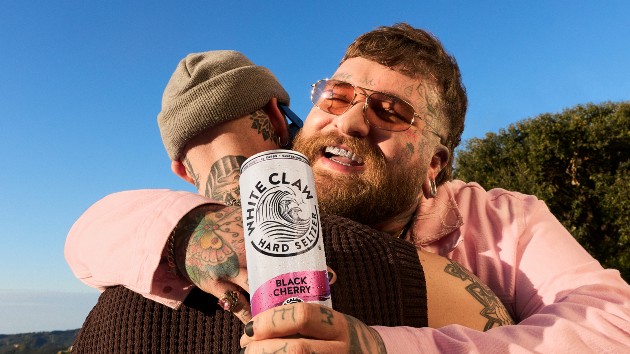 Teddy Swims’ love for live music meshes with new partnership: ‘I love being arm-to-arm with strangers’