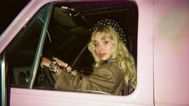 Watch Sabrina Carpenter and her girls rob a mansion in ‘House Tour’ video