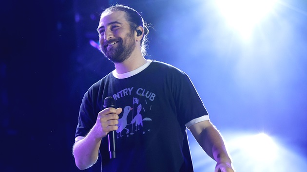 Noah Kahan announces 2027 Out of the Blue destination festival featuring Hayley Williams, others