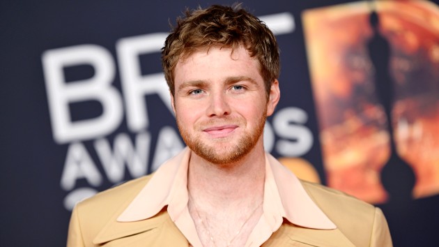 Alex Warren, KATSEYE, SZA and more to teach in new season of ‘Celebrity Substitute’