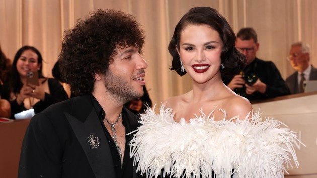Selena Gomez and Benny Blanco invade Jennifer Aniston’s house in new ad