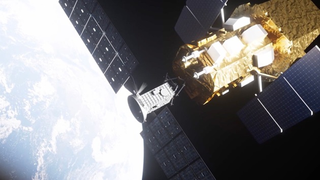 1st-of-its-kind mission will attempt to save aging space telescope using robot spacecraft