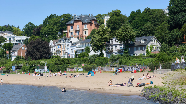 Scorching heat wave continues in Europe with record-breaking highs in UK and France