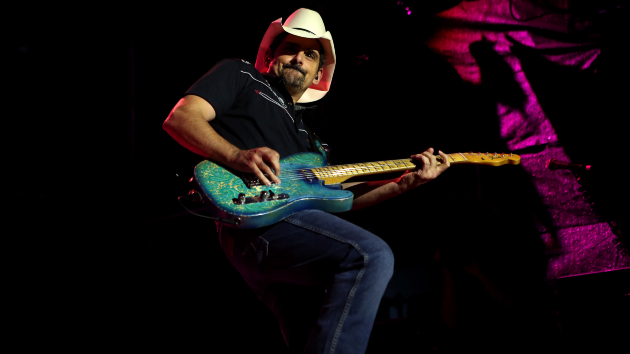 Brad Paisley’s ‘Out of the Picture’ in Europe as he brings tour to US