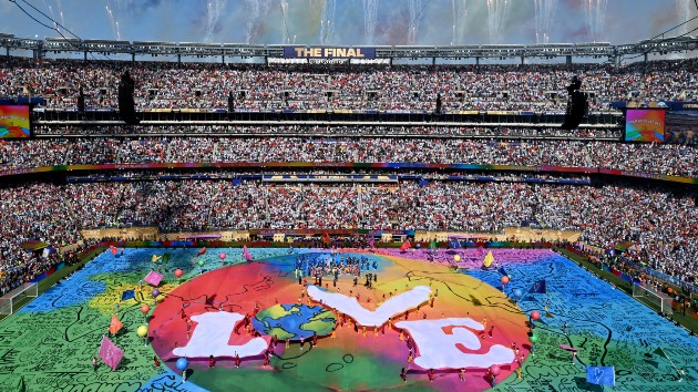 Madonna, Justin Bieber & more rock the FIFA World Cup 2026 Topps Final Halftime Show
