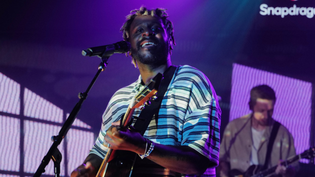 Myles Smith learned to ‘truly enjoy’ time onstage thanks to Ed Sheeran