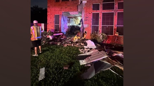 Driver in deadly Tesla crash pressed accelerator to 100% before hitting house: NTSB