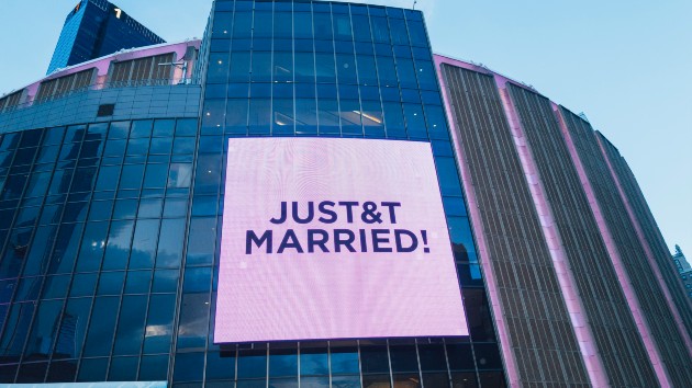 Taylor Swift fans donate $20K to charity in celebration of her wedding